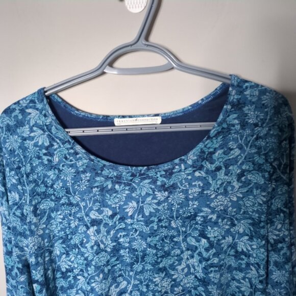 Peruvian Connection Nimes Tapestry Tee Blue Floral Scoop Neck Sz XL Pima Cotton - Picture 3 of 5
